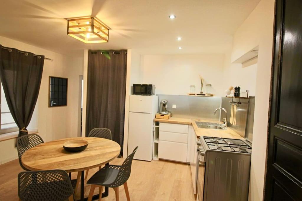 Appartement Centre Brioude Exterior photo